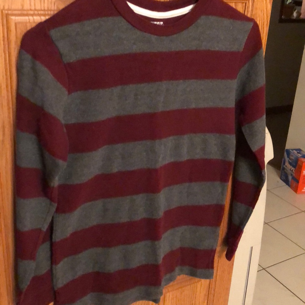 Boys top. Size Medium